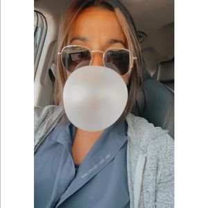 Meet your Posher, Erica